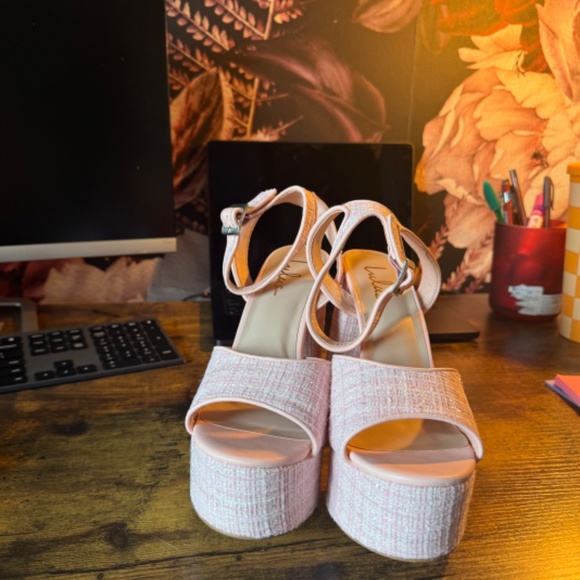 LuLus - Pink Platform Sandals - Picture 2 of 3